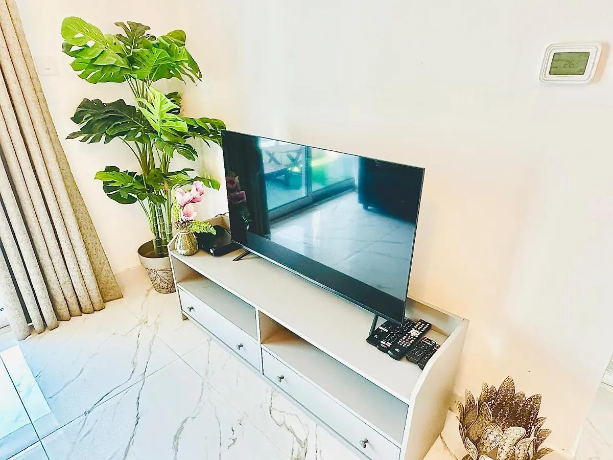 Diamond Classic - 2 Bedroom Holiday Apartment - Dubai Marina United Arab Emirates