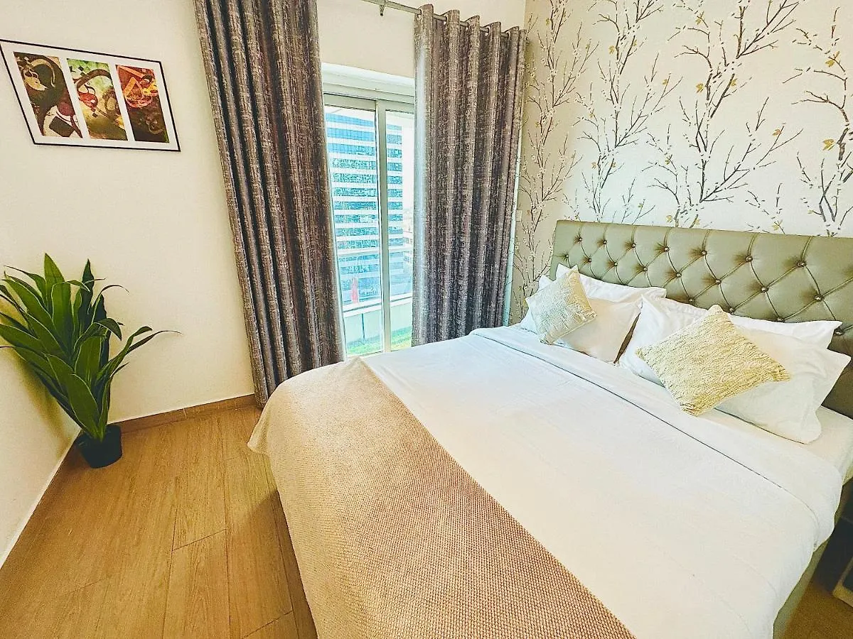 Diamond Classic - 2 Bedroom Holiday Apartment - Dubai Marina