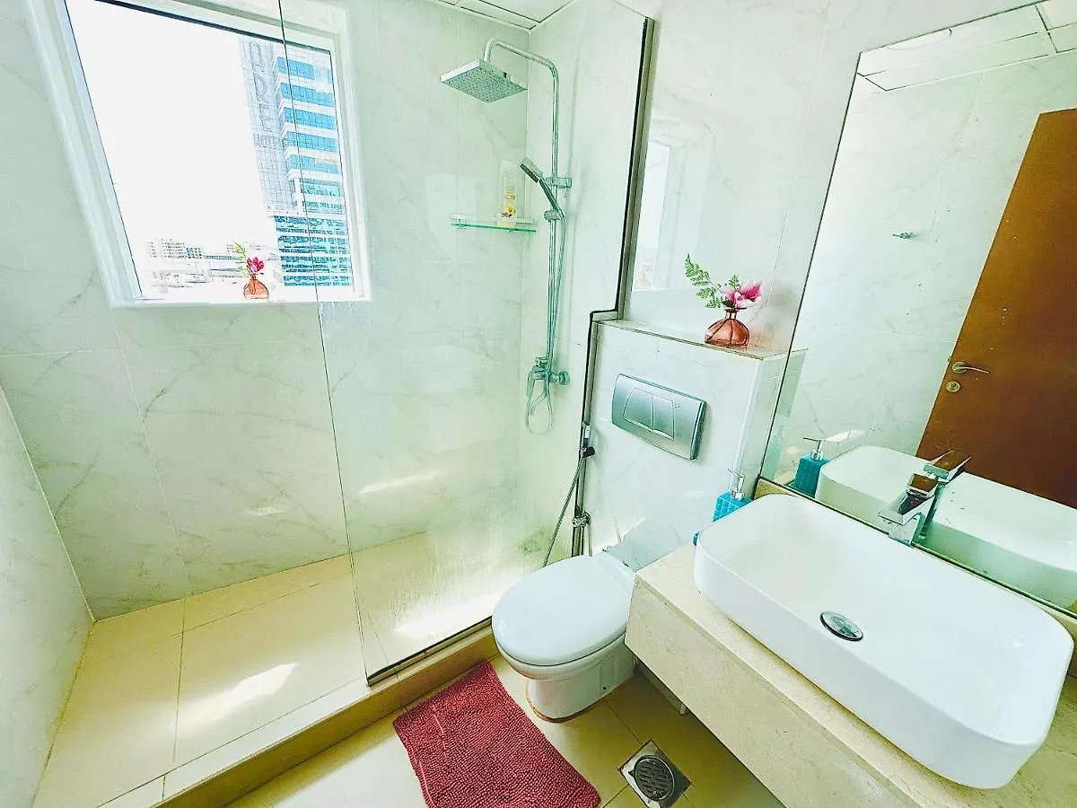 Diamond Classic - 2 Bedroom Holiday Apartment - Dubai Marina United Arab Emirates